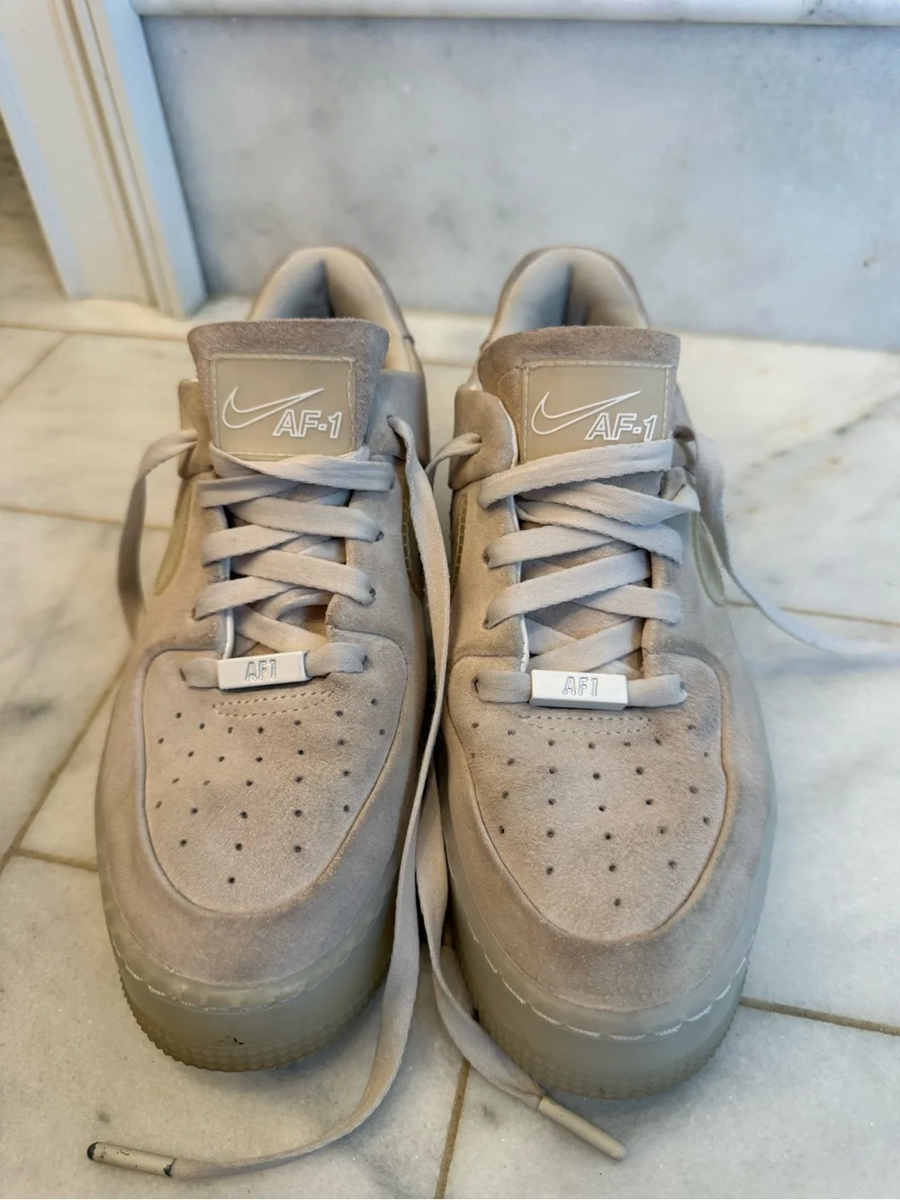 Suede Nike Air Force 1 Phantom sneakers in sage w/ translucent platform sole